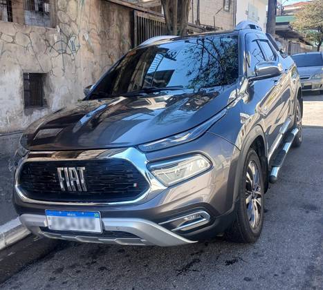 FIAT TORO 2.0 16V TURBO DIESEL RANCH 4WD AT9 FIAT TORO 2.0 16V TURBO DIESEL RANCH 4WD AT9